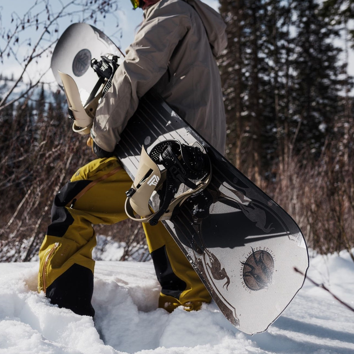 Goat Pro Carbon Snowboard 2026