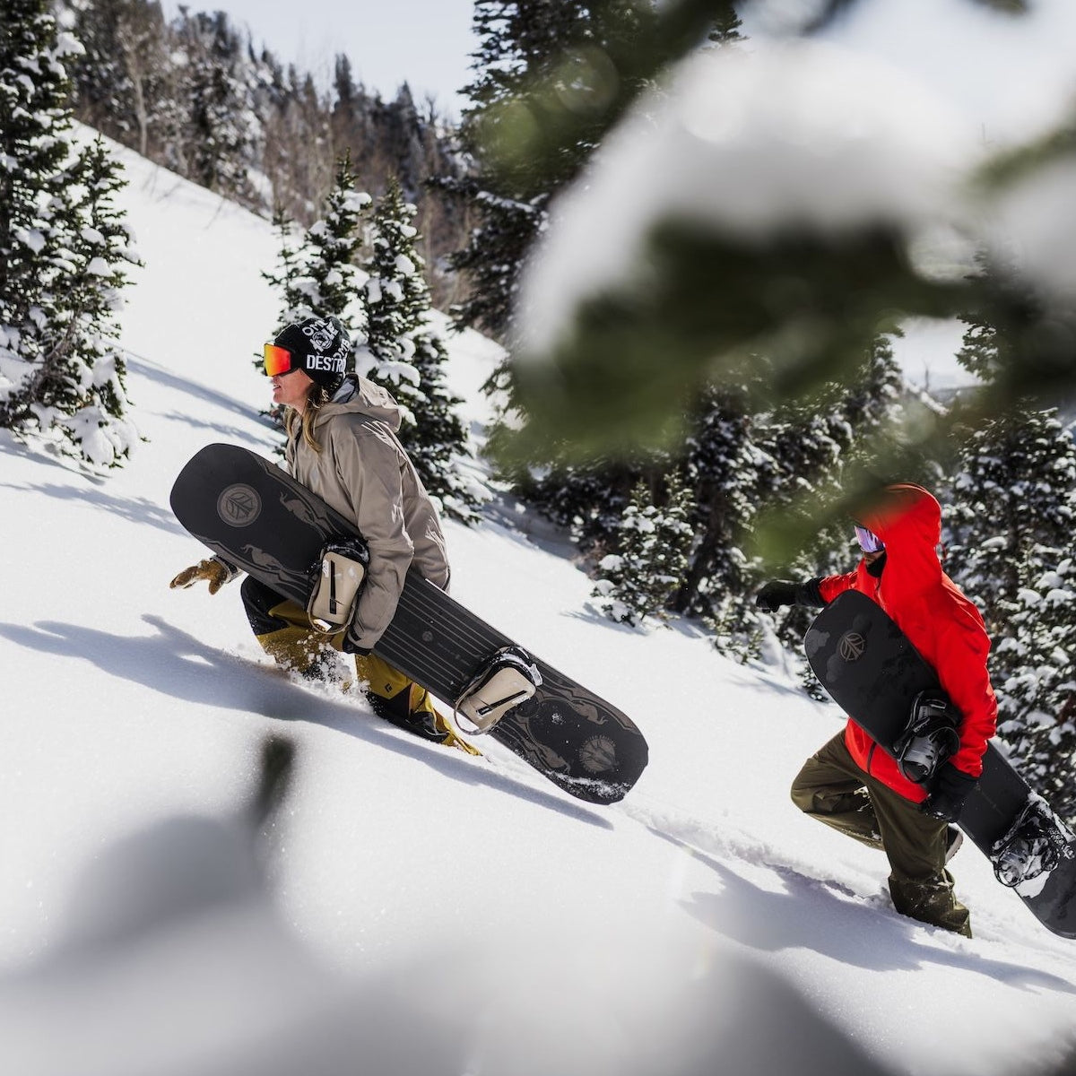 Goat Pro Carbon Snowboard 2026
