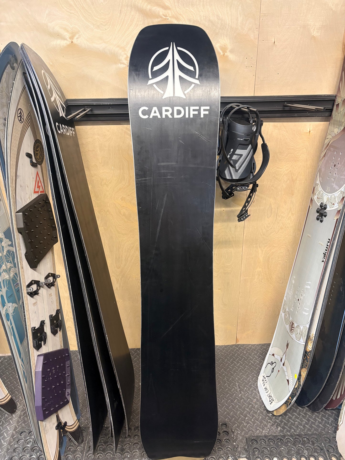 Crane Enduro Inline 162cm - Demo Board 2558