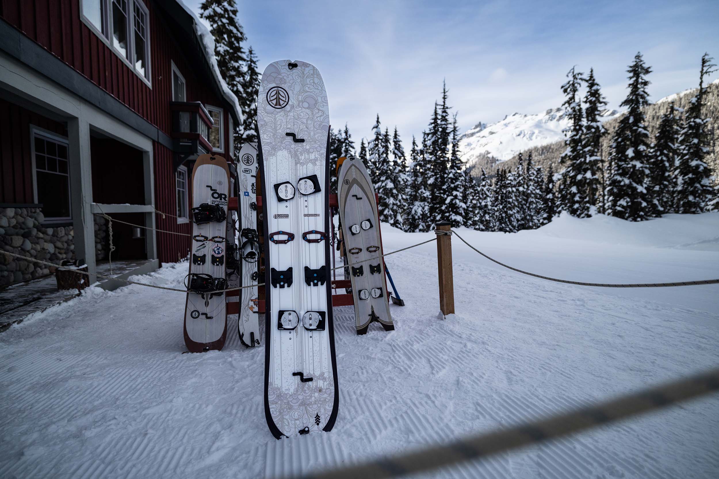 オススメ　新品　CARDIFF POWGODA サイズ152 Powgoda Enduro Splitboard – CARDIFF SNOWcraft